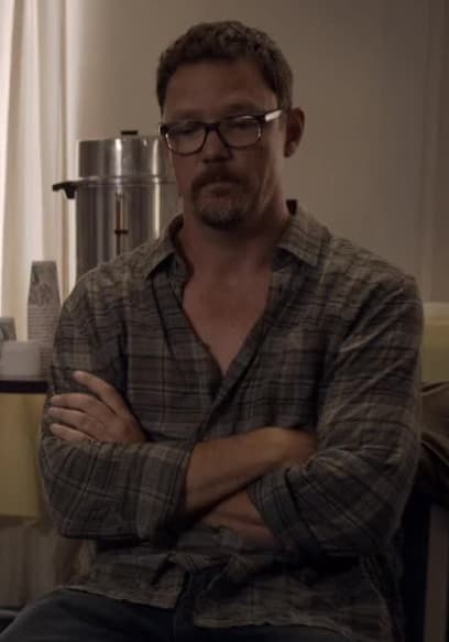 S01:E10 - Old Friends poster