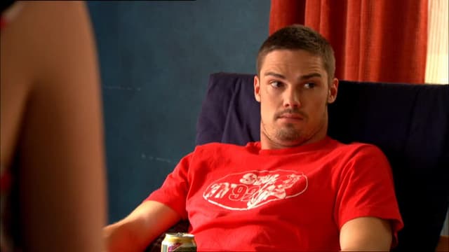 S02:E03 - We Are Family (March)