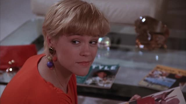 S05:E01 - A Woman Much Admired