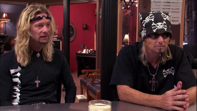 S04:E01 - When Gators Attack