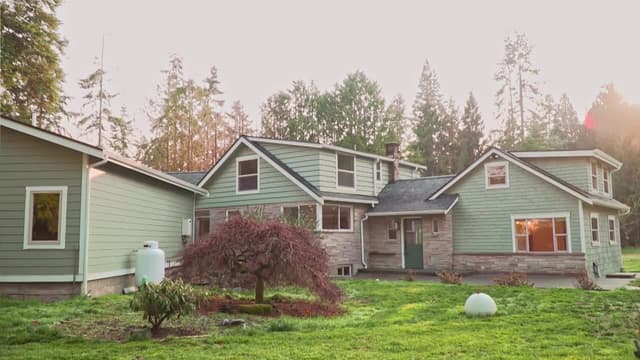 S03:E11 - Northwest Coast House Hunt