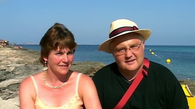 S02:E16 - Benidorm