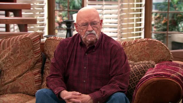 S02:E03 - CHARLIE and the EX-PATIENT