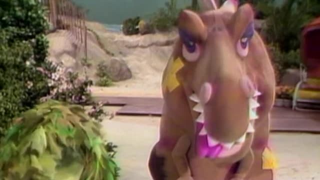 S01:E15 - Dinosaur Show