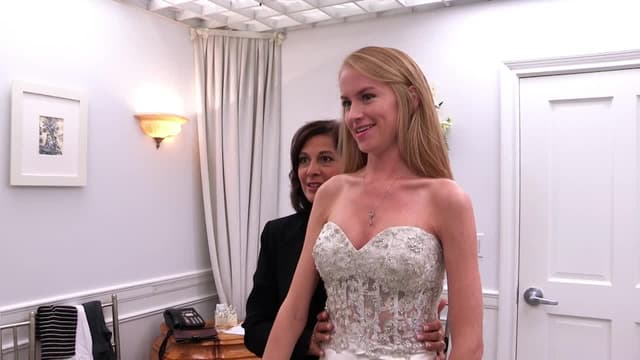S11:E01 - New Dress -- New Beginning