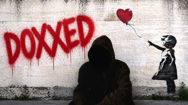 S01:E01 - How Banksy Was Doxxed
