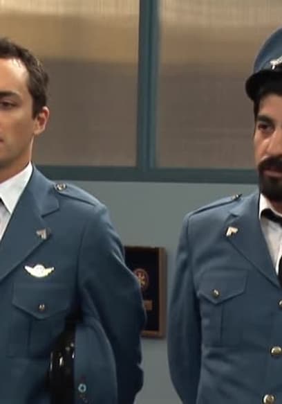 S01:E04 - Sobrevivir es la consigna poster