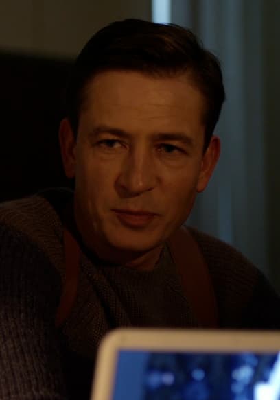 S01:E12 - Secretos al descubierto poster