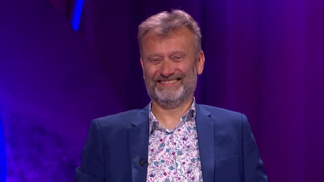 S01:E12 - Very Good Milk, Slugs & a Dead Fly