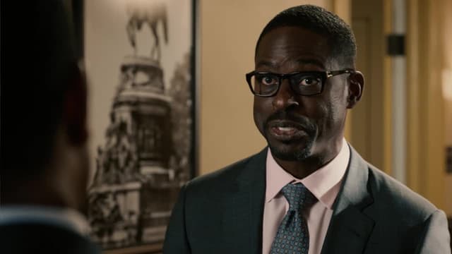 S04:E06 - The Club
