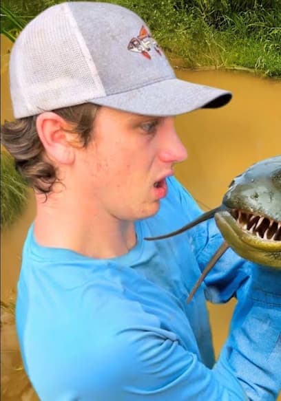Watch Bass Fishing Productions S03:E12 - I Found an Alien Fish in an ...