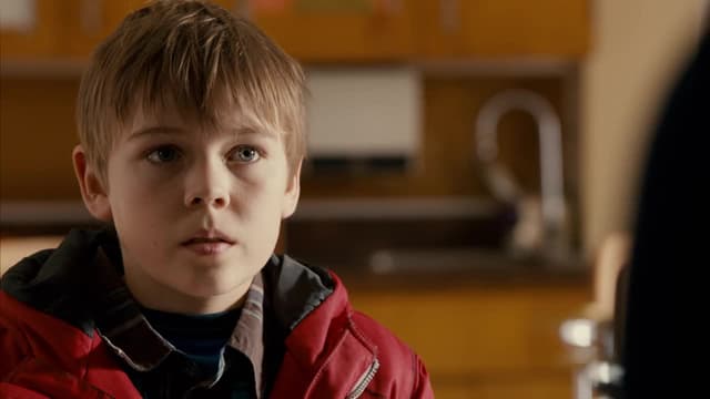 S01:E10 - Chapter Ten