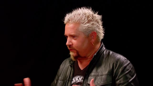 S03:E15 - Guy Fieri Becomes the Mayor of Spicy Wings