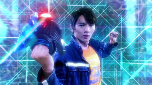 S01:E07 - His Majesty's Medal