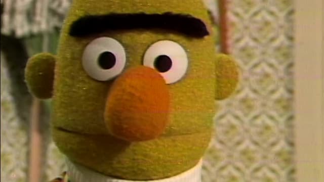 S11:E81 - R2-D2 and C-3PO Return to Sesame Street