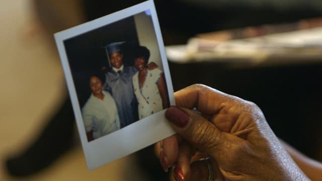 S08:E05 - Close to Home