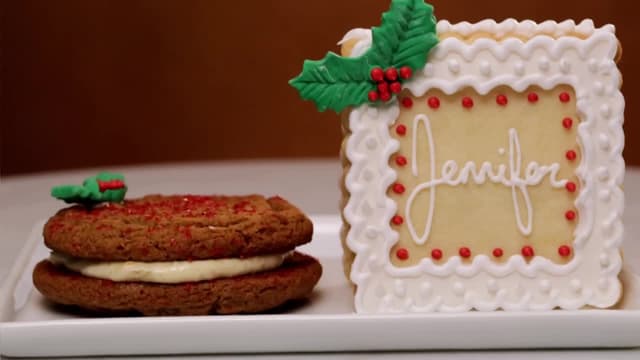 S06:E01 - Gearing Up for the Holidays