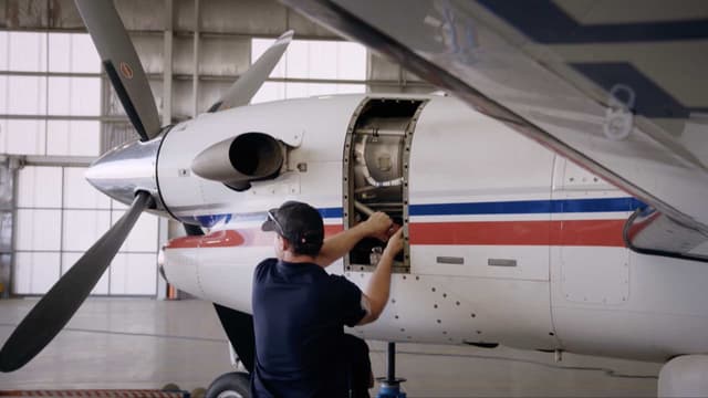 S02:E07 - Feeling the Heat