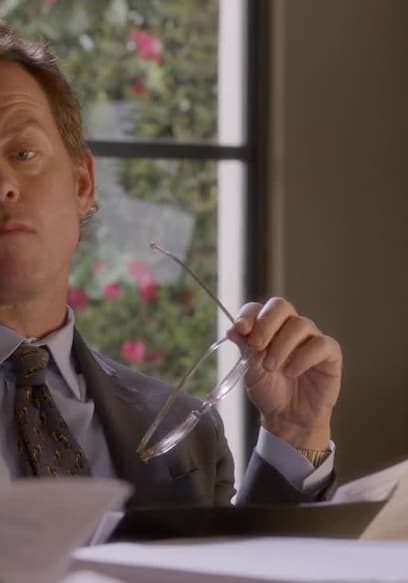 S01:E08 - Staple Hole poster