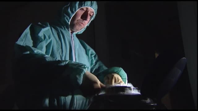 S01:E13 - Clocks, Cryogenesis and Time Machines