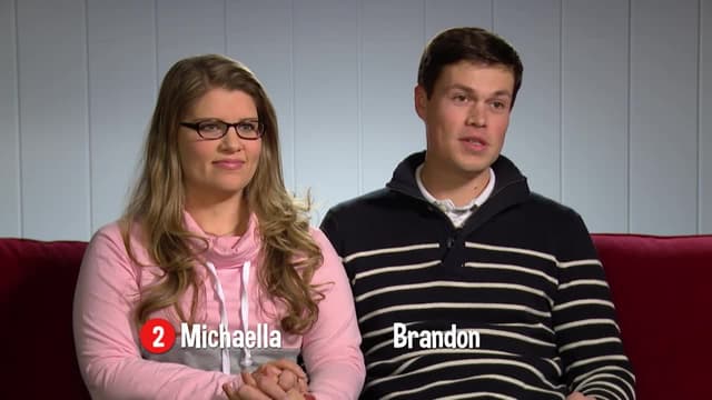 S09:E11 - Brandon’s Book and Kelly Jo’s New Look