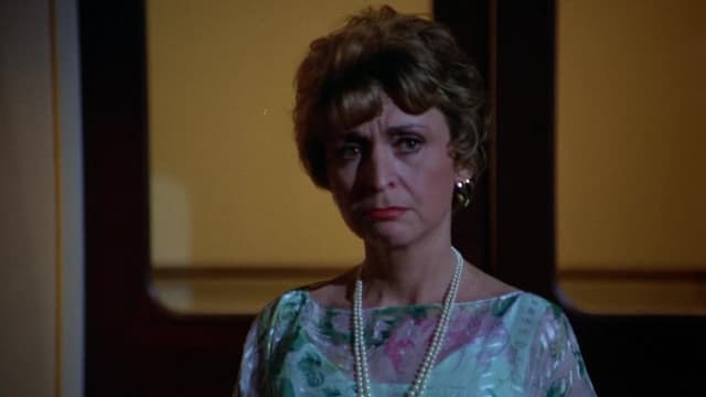 S01:E22 - Cruise at Your Own Risk