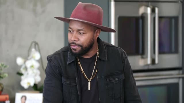 S01:E08 - Dinner at Bren's