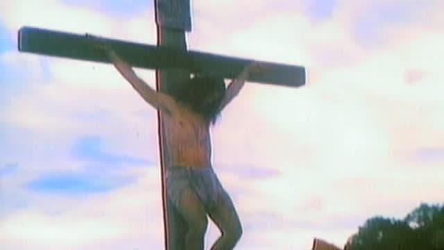 S01:E13 - Shroud of Turin: Fraud or Evidence of Christ's Resurrection?