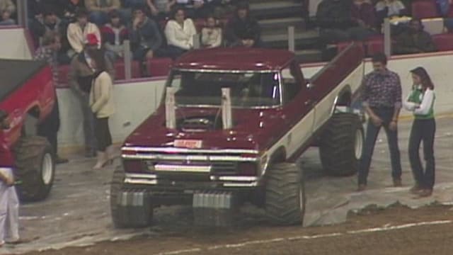 S01:E06 - Truck & Tractor Pull Classics