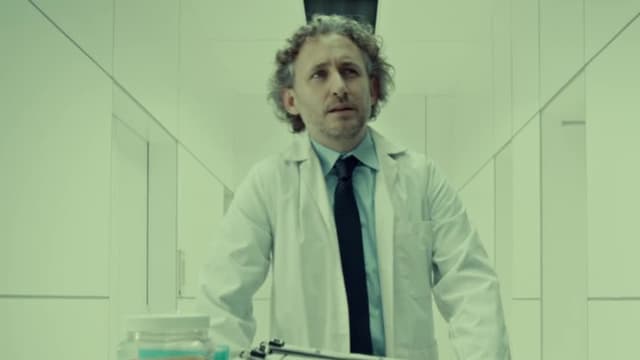 S03:E03 - The House in the Woods