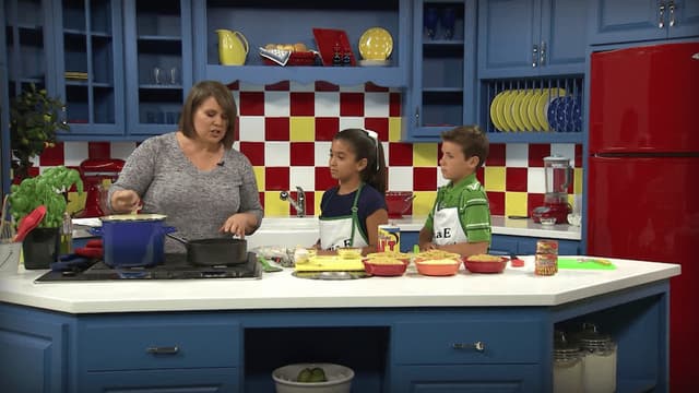 S02:E04 - Mini Meatballs