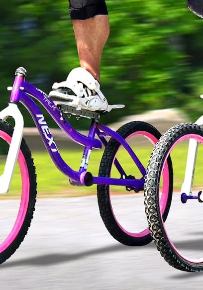 Affiche de S01:E04 - I Built Bicycle Rollerblades
