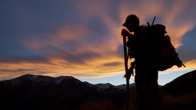 S02:E04 - Strange Hunt in a Strange Land: New Zealand Red Stag