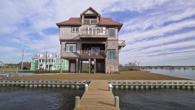 S08:E07 - Back to the Crystal Coast