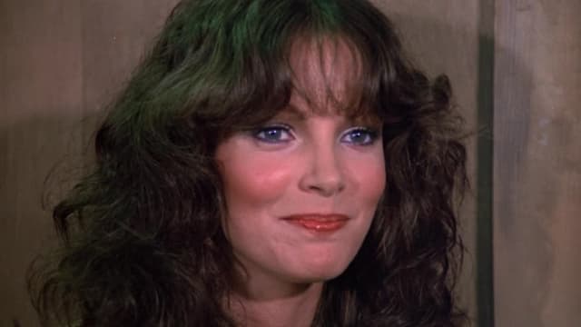 S04:E23 - Three for the Money