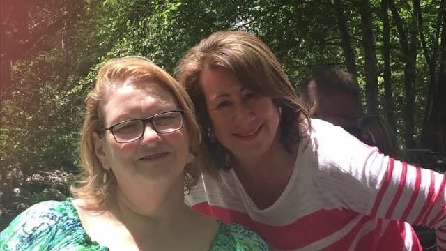 S11:E10 - A Fistful of Friendship