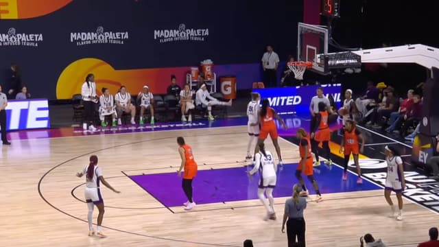 S04:E03 - Game 3: Team Colson vs. Team Westbrook