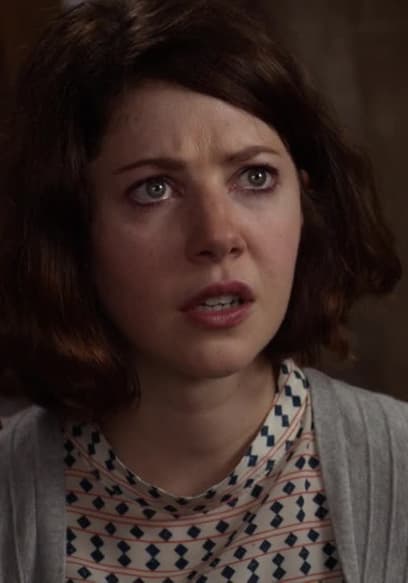 S19:E01 - El pueblo que se levantó de entre los muertos poster