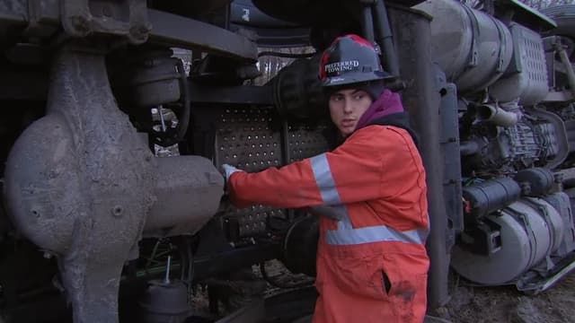 S05:E02 - The Worst Place