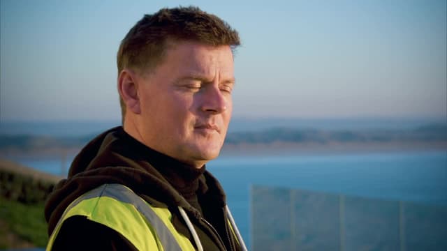 S17:E06 - North Devon