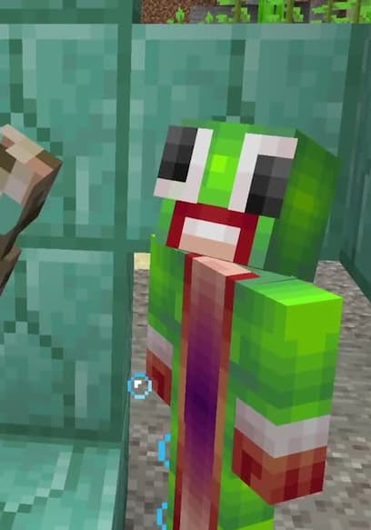 S02:E04 - Rarest Items in Minecraft / Wacky TNT poster