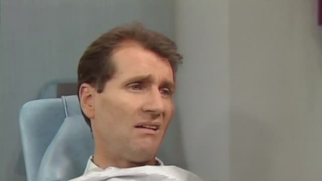 S04:É04 - S04:E04 - Tooth or Consequences