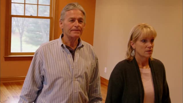 S01:E02 - A Lottery Winner's Dog House