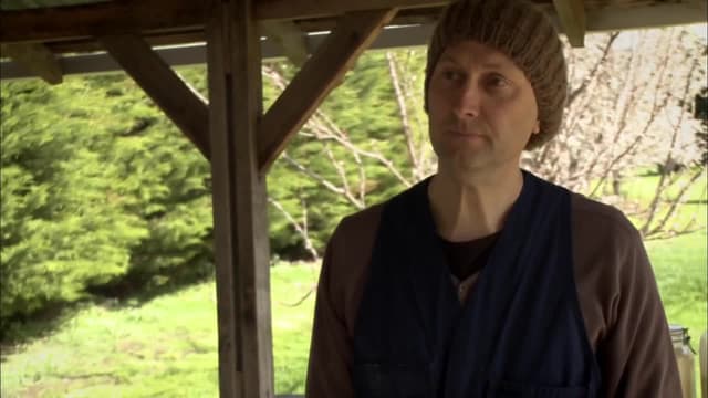 S01:E09 - Sourdough Bread and Cakes