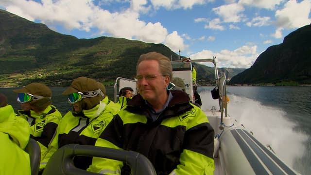 S06:E08 - Norway's West: Fjords, Mountains, and Bergen