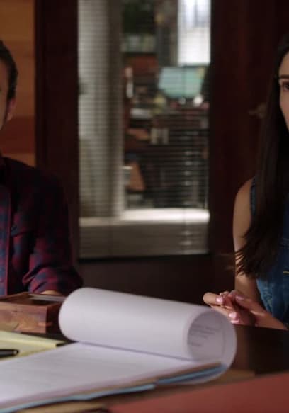 S01:E04 - Tell Me a Secret poster