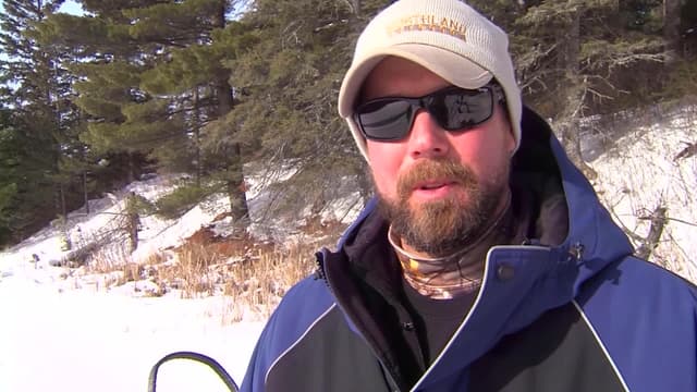 S01:E12 - South Dakota Spring Snow