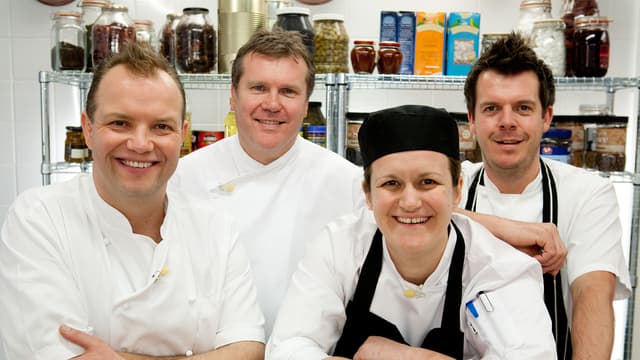 S06:E05 - North East Judging