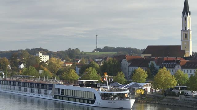 S01:E10 - Danube History and Innovation