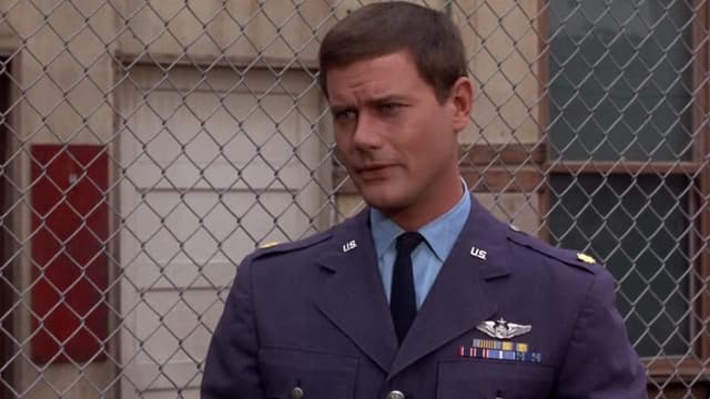 S02:E06 - What's New Poodle Dog